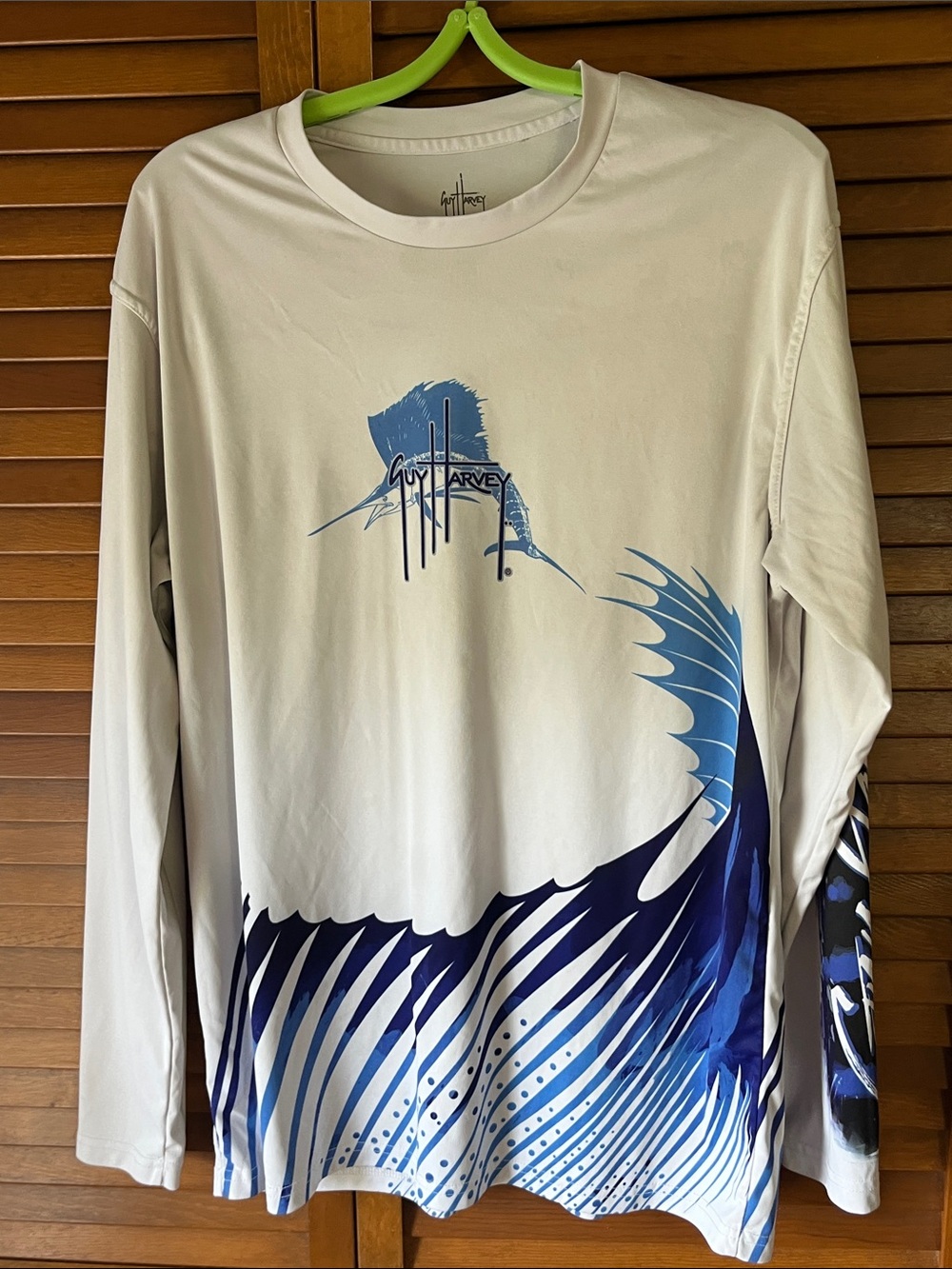 Guy Harvey White Shirt with Blue Ocean Graphic Men's Medium